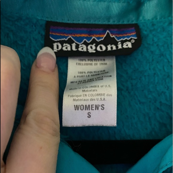 Great condition Patagonia pullover in color teal. - Picture 2 of 2